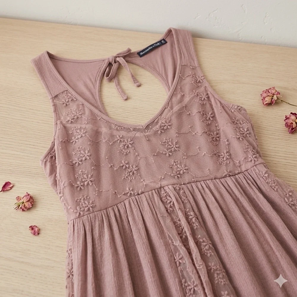 Abercrombie & Fitch Boho Embroidered Lace Mini Dress M - Picture 1 of 14
